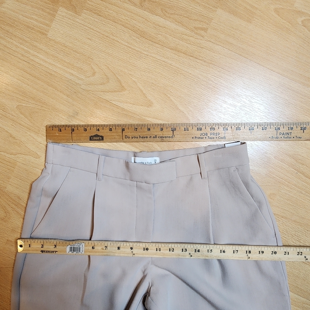 Abercrombie & Fitch Women's Light Taupe Straight-Leg Trousers - Picture 7 of 16